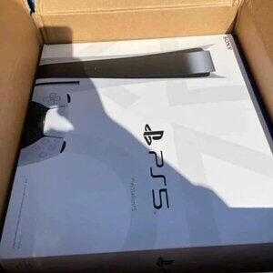 New Sony PlayStation 5 1TB Disc Console W 1 Gamepad